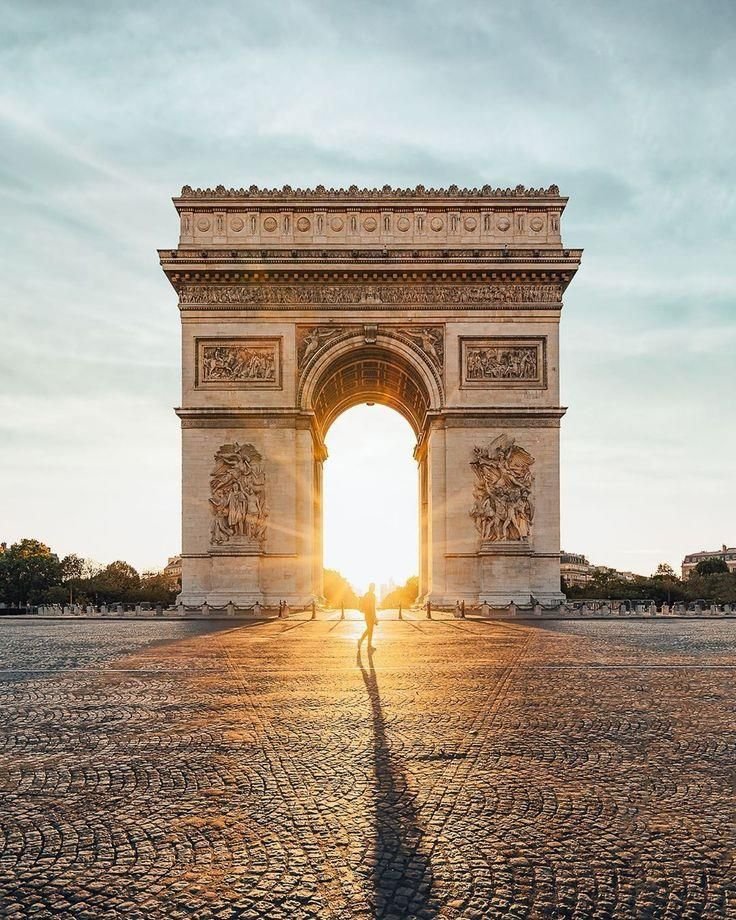 Arc de Triomphe, Paris, France